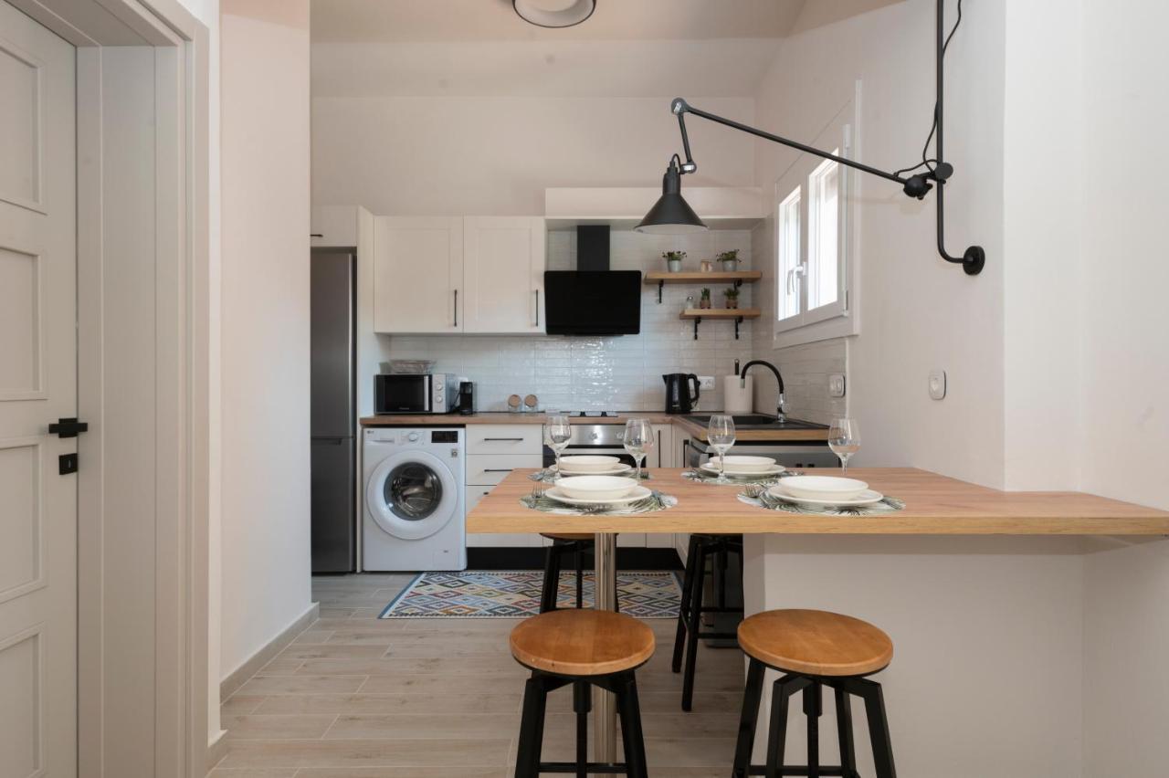 Camara Luxury Apartments Пілос Екстер'єр фото